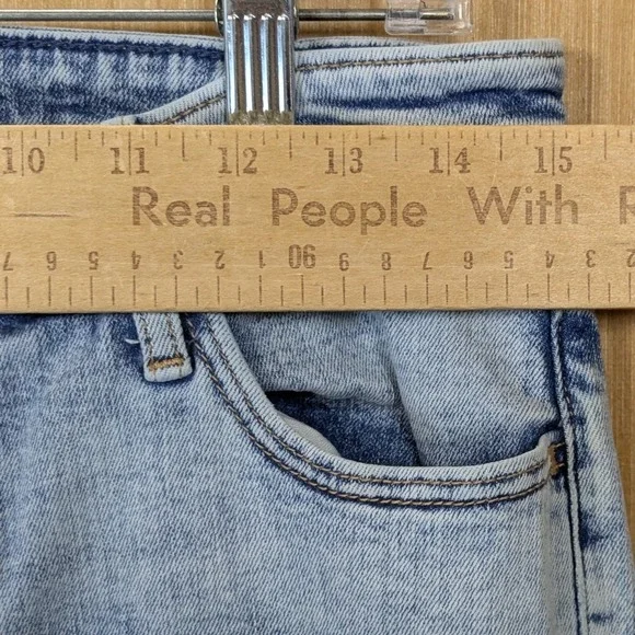 Abercrombie & Fitch Ultra High Rise The Flare Jeans Womens 10 Light Wash Retro - Picture 4 of 9